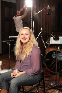 Photo (with Sam Siske in background) courtesy of facebook.com/shannonselig