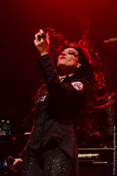 Lacuna Coil, photo by Frank Poulin, Flashwounds