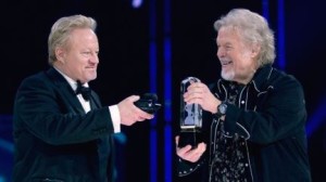 Bachman receiving the 2014  Juno Award