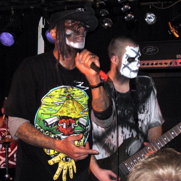 A much younger Jahred & Jaxson live in 2010