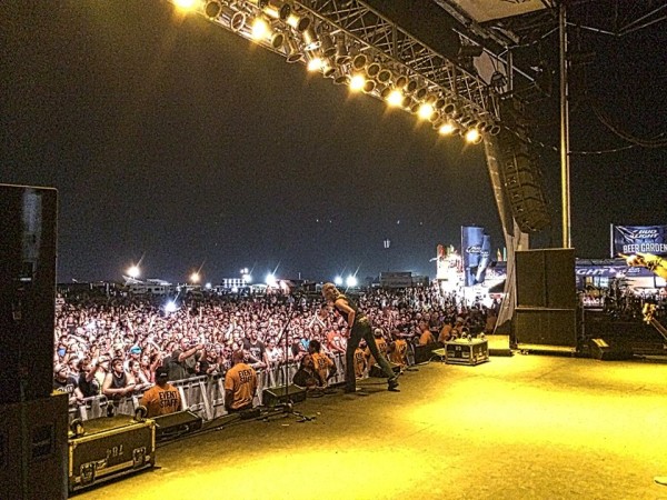 Kix at Rocklahoma 2014 ~ FW was there, and the crowd's reaction spoke for itself!