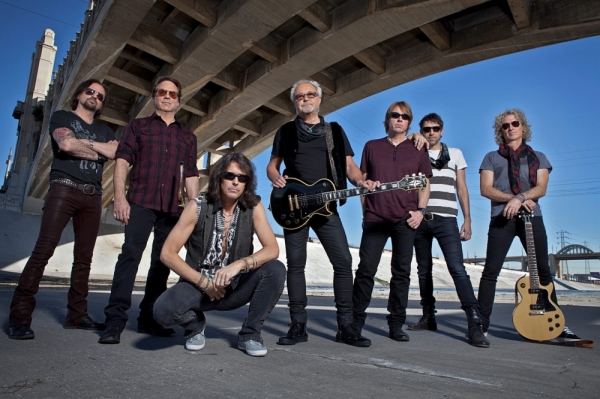 Foreigner, photo by Bill Bernstein