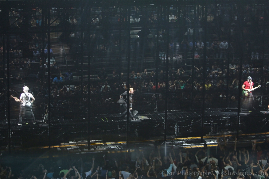U2 cage